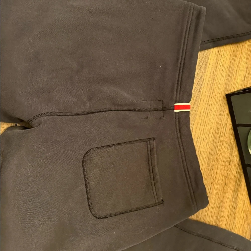 Tracksmith  Dark Blue Joggers Sweatpants  M - Picture 4 of 4